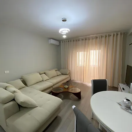 Peral Apartment *